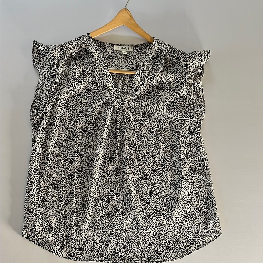 (EUC) Chaus New York Black and White Blouse